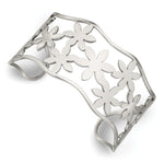Load image into Gallery viewer, Stainless Steel Flowers Cuff BangleSRB675

