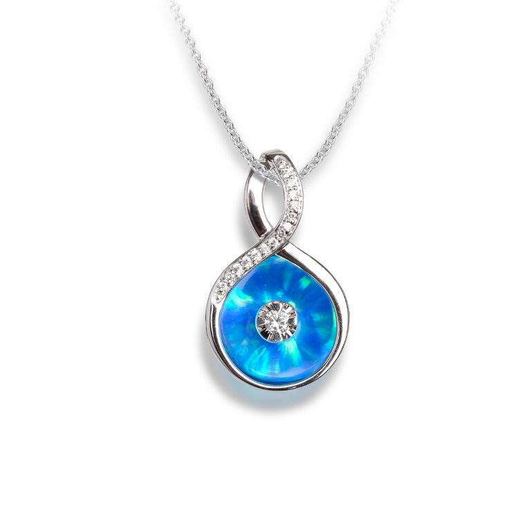 Illusia Pendant