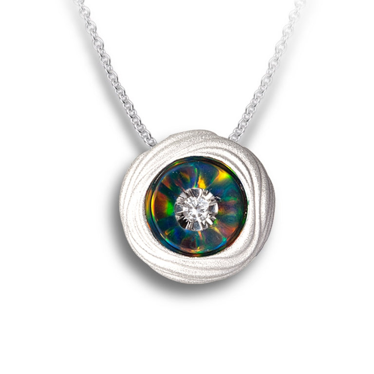 Illusia Pendant